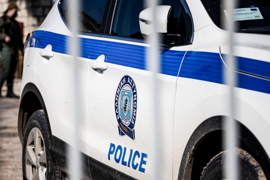 INCIDENT ISPRED ZETRE: Policija rasterala propalestinske aktiviste pre meča Dubai - Hapoel!