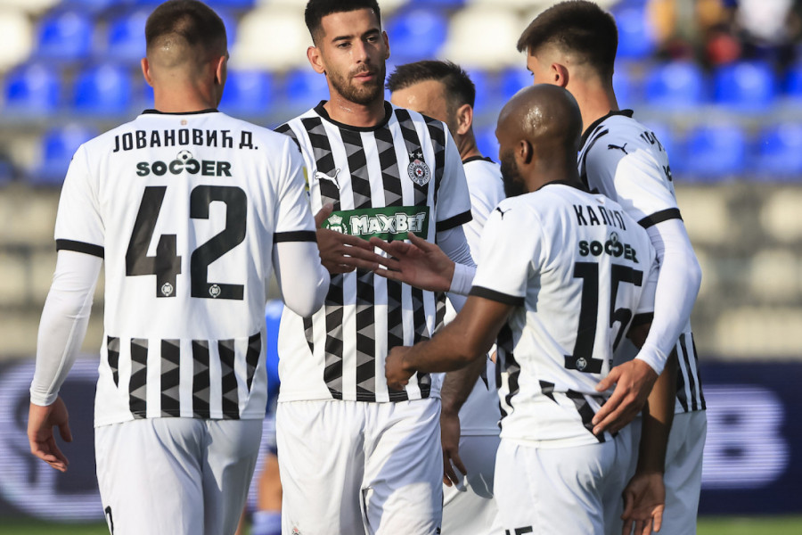 PARTIZAN SA POLA GASA U LUČANIMA: ,,Poker" crno-belih! (VIDEO)