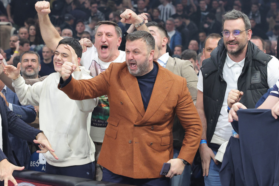 KK CRVENA ZVEZDA DOBILA POMOĆ OD FUDBALSKOG KLUBA: Hvala Zvezdanu Terziću...