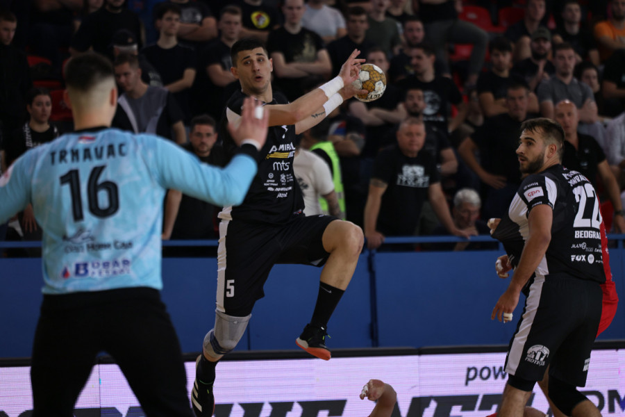 PARTIZAN ADMIRALBET NA KORAK OD TITULE POSLE 12 GODINA: Crno-beli slavili, Vojvodina se HITNO oglasila!