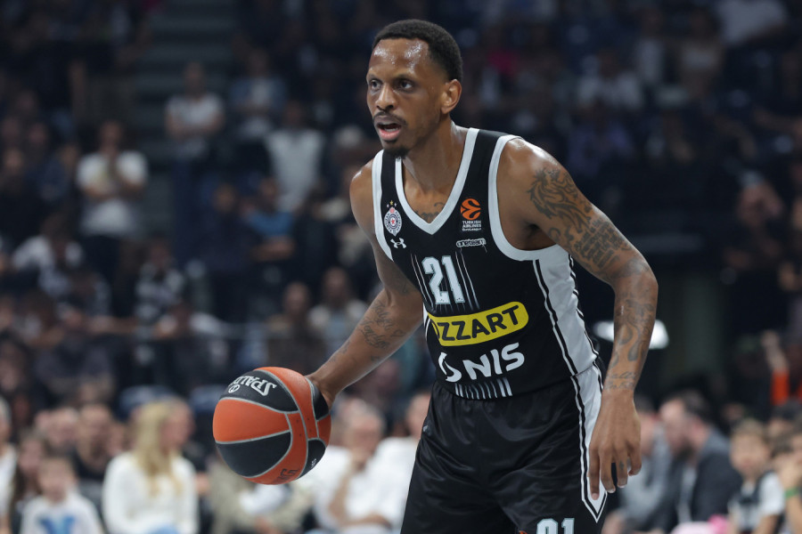 "PREBRZO SU RASTAVILI EKIPU, MOGLI SMO MNOGO!" Džejms Naneli otvorio dušu o Partizanu, pa poslao poruku Saviću: Prekasno je to rekao...