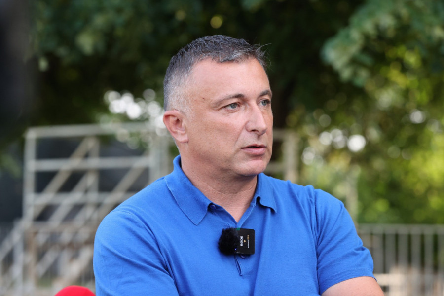 SREĆOM, PA SU TU BILI TRENERI I POLICIJA: Prvi čovek Čukaričkog izneo detalje sukoba Dragojevića i Tomovića! (VIDEO)
