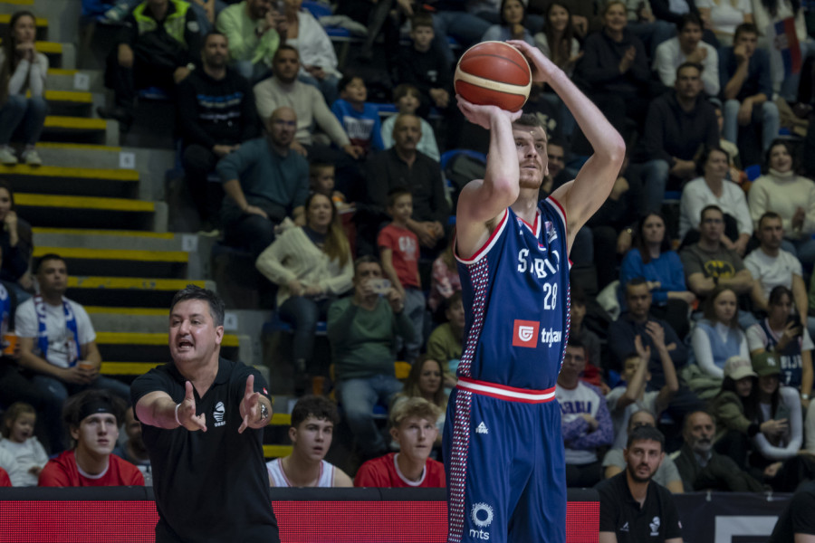 SIMANIĆ UMALO DA UMRE ZBOG NJEGA: Bićete u neverici kad vidite šta mu se sada desilo! (FOTO)