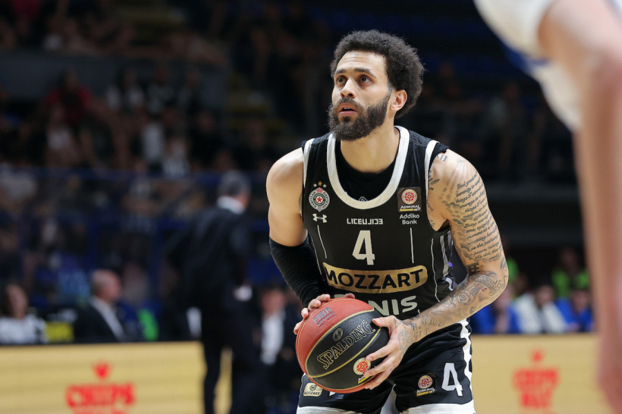 VAŠINGTON NAKON POBEDE: Srpska košarka je sjajna, želim trofej!
