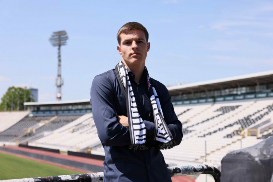 DEČKO KOJI JE OSVOJIO SRCA SVAKOG NAVIJAČA PARTIZANA: Proslavio gol kao Andrija Delibašić, pa progovorio o emociji prema njemu!