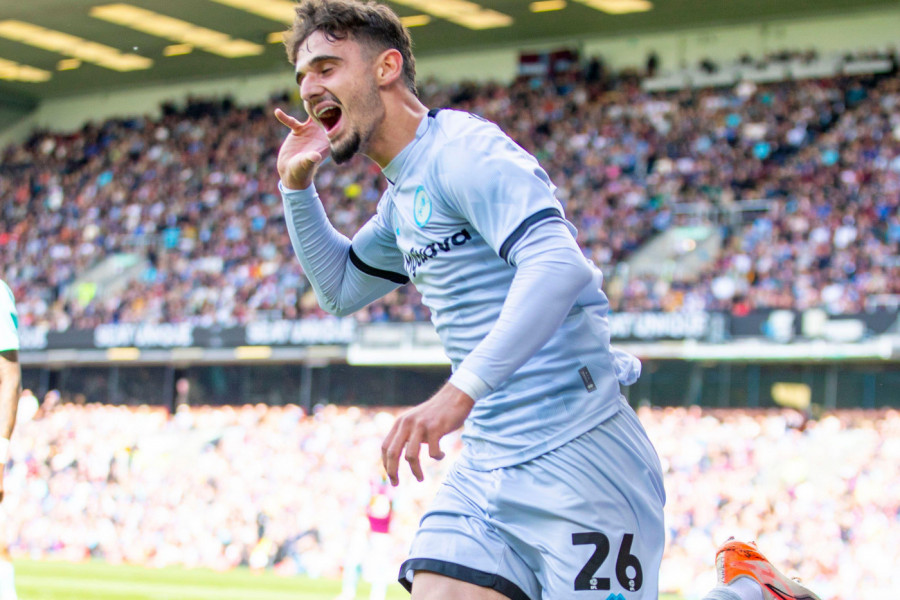 MITROVIĆ JUNIOR PRED TRANSFEROM KARIJERE! Velikan želi srpskog vunderkinda