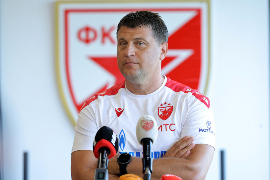 U OČEKIVANJU ARNAUTOVIĆA: Vladan Milojević doneo važnu odluku!