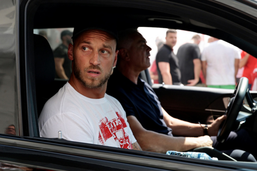 DELIJE U EKSTAZI! MILOJEVIĆ OTKRIO DA LI ĆE ARNAUTOVIĆ BITI U SASTAVU ZA LINKOLN!