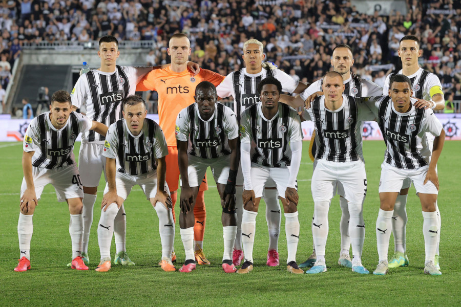 PARTIZAN DVE GODINE NIJE SKINUO SKALP U EVROPI: Iz tadašnjeg tima - ostala su SAMO DVOJICA! (VIDEO)