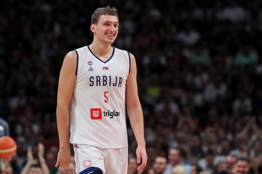PUČE BOMBA: Potpisao Nikola Jović, zarađivaće pravo bogatstvo!