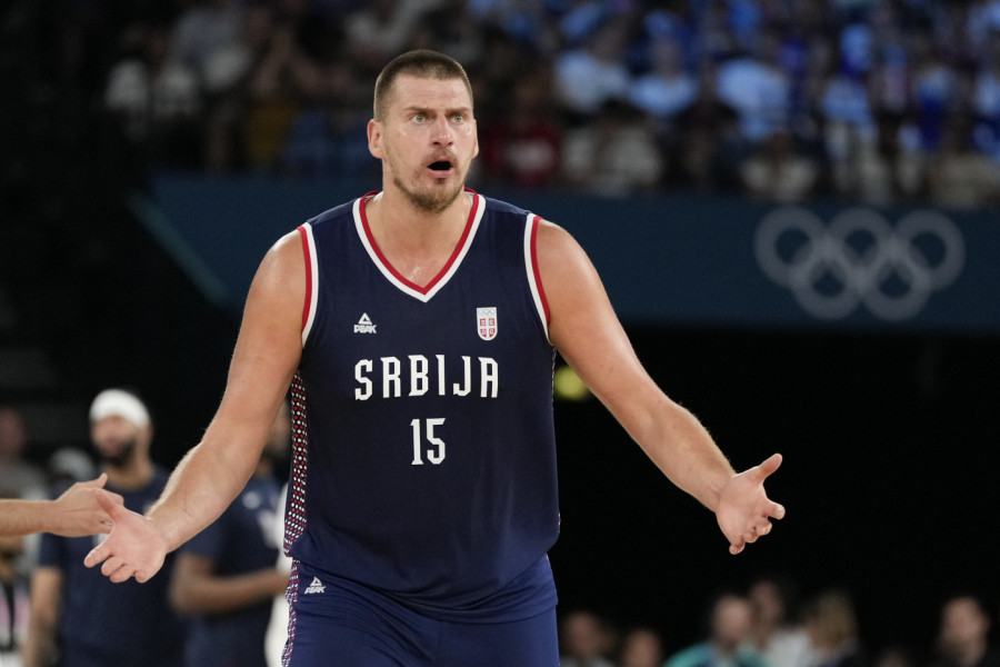 OVO SU SVI ČEKALI: Jokić se zagreva pred duel sa Grcima! (VIDEO)
