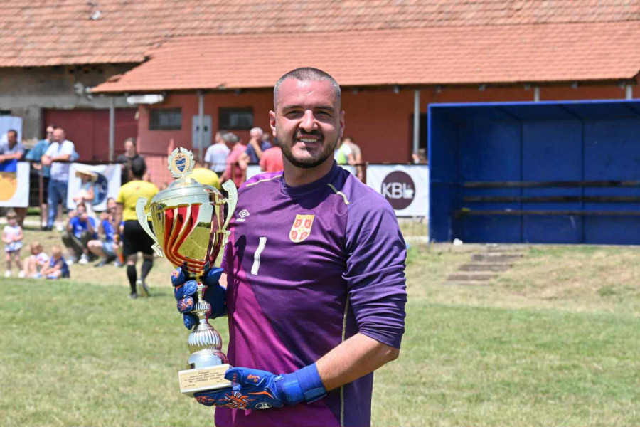 ZOVITE ŠĆEKU ZA TROFEJ: Iskusni čuvar mreže spreman za novi izazov!
