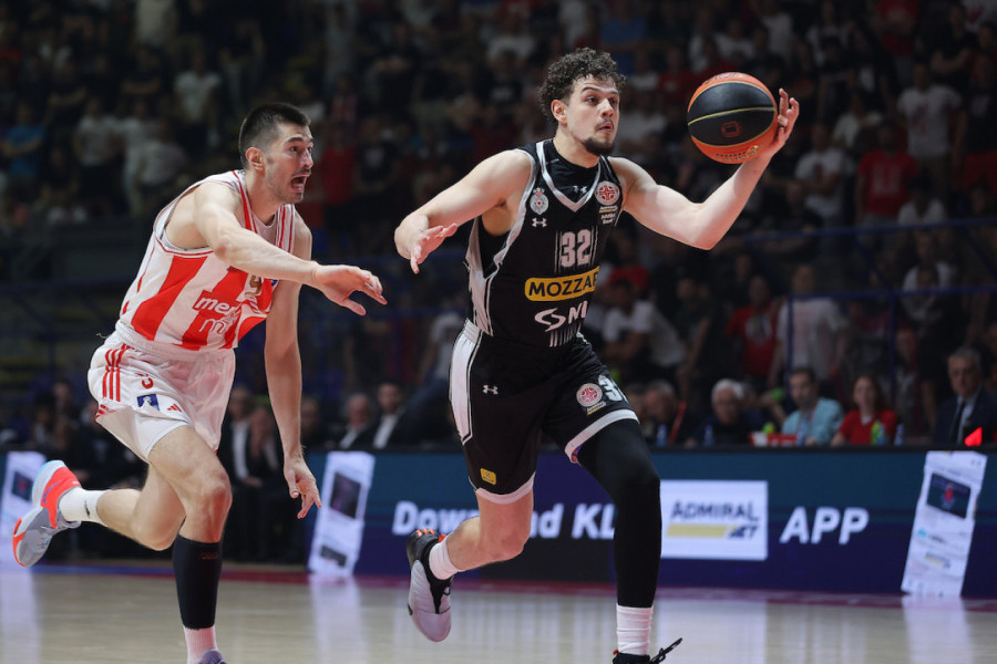 UROŠ TRIFUNOVIĆ: Grobari, vidimo se...