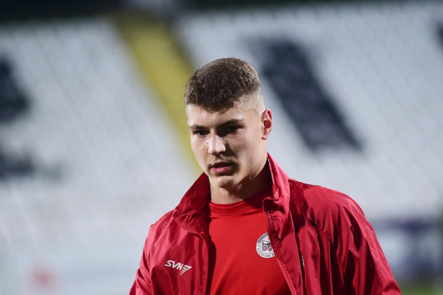 OD STARTERA DO KLUPE I TRIBINA: Miloš Luković nestao sa mape, trener Prestona sve otkrio!