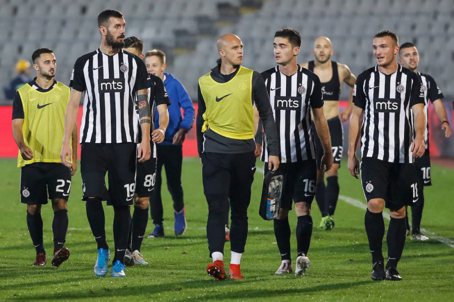 BIVŠI KAPITEN PRED POVRATKOM: Partizan radi punom parom - klub iz Humske želi Sašu Zdjelara!