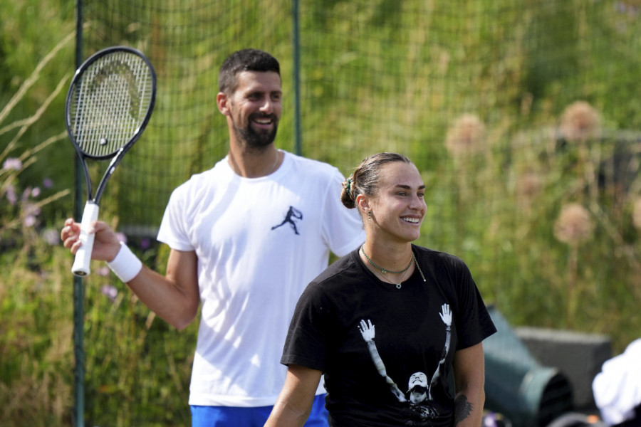 SABALENKA NA VRHU: Đokovićev bivši trener uručio nagradu - evo o čemu je reč!
