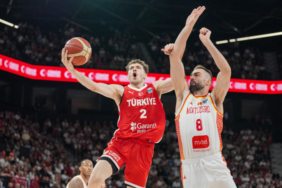 UPOZORENJE ZA SRBIJU: Turci deklasirali Crnu Goru, Bejbi Jokić spreman za Evrobasket!