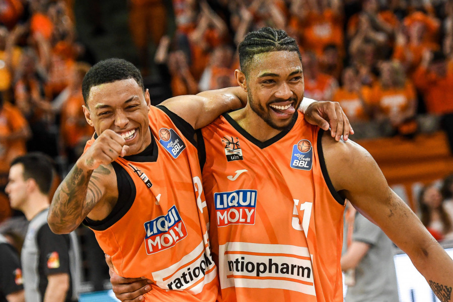 MVP JAGO DONEO TITULU BRAZILU: Bivši igrači Zvezde i Partizana u idealnoj petorci!