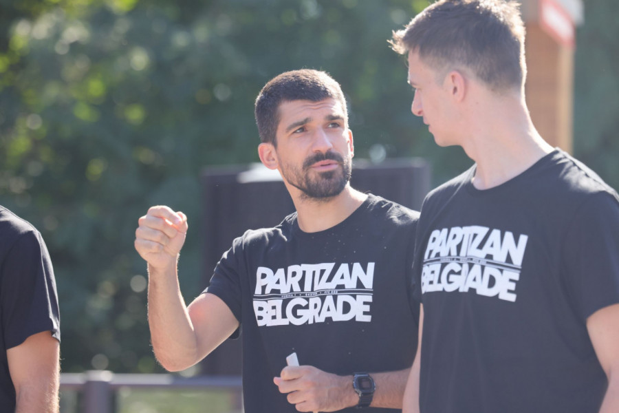PREOKRET, DRAMA I PENALI: Šljukić srušio domaćina, Aksentijević zatvorio gol -PARTIZAN U FINALU!