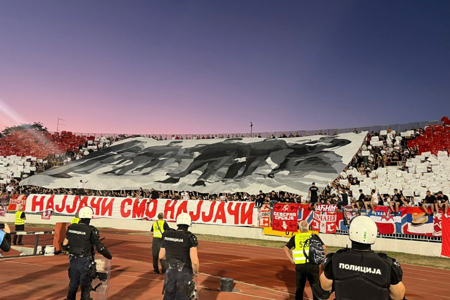 EVO KAKO JE IZGLEDALA KOREOGRAFIJA DELIJA PRED SAM POČETAK DERBIJA PROTIV PARTIZANA! (FOTO)