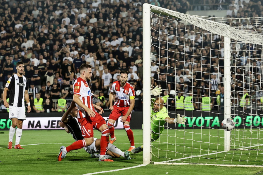 ISKUSTVO JE PREVLADALO: Crvena zvezda posle DRAMATIČNOG KRAJA trijumfovala u 177. večitom derbiju!