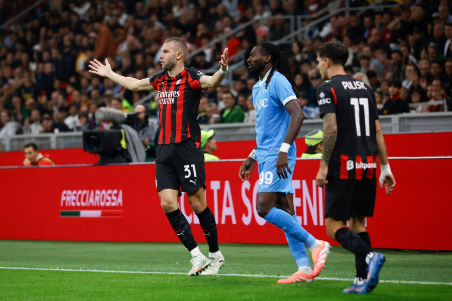 SRBIN I HRVAT GAZDUJU ITALIJOM: Milan srušio šampiona - Pavlović i Modrić na čelu Serije A!