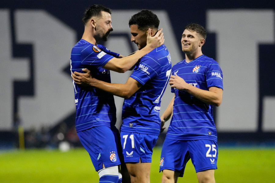 HAJDUK PONIŽEN NASRED POLJUDA: Dinamo slavio u derbiju, titula opet ide u Zagreb!