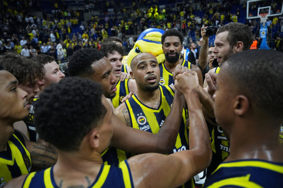 ZABRINUTI ZBOG ODLUKE EVROLIGE: Efes i Fener izdali hitno saopštenje!