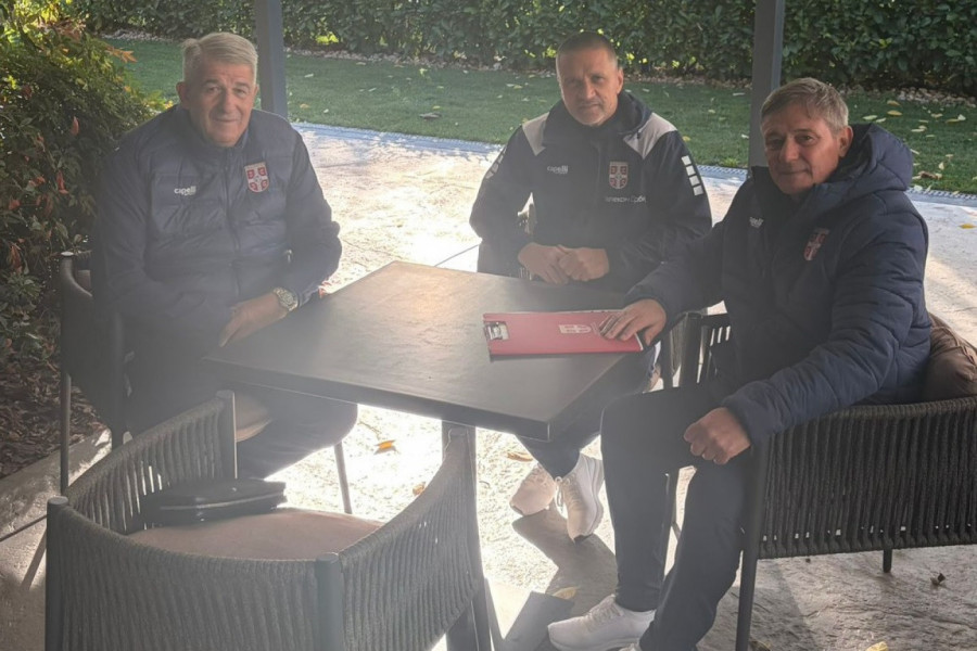 SRELI SE PIKSI, BATA I DIKA: Fudbalske legende imaju zajednički zadatak