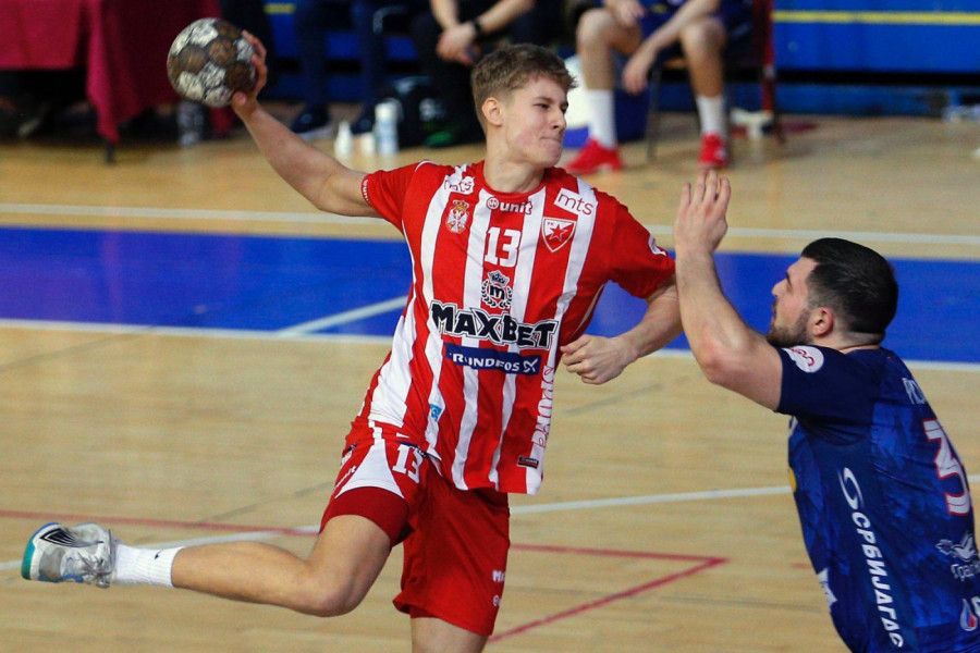 KO JE ANDREJ PETRIĆ, ZVEZDA DERBIJA: Naslednik uspešne rukometne porodice koji piše  NOVO POGLAVLJE Crvene zvezde!