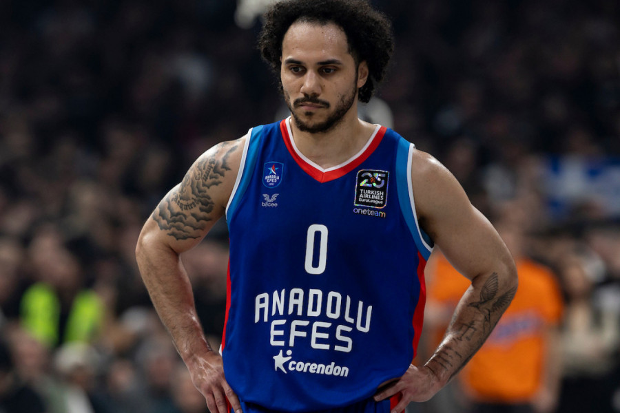 KOKOŠKOV SAZNAO UŽASNE VESTI: Evo koliko će Šejn Larkin biti van terena!