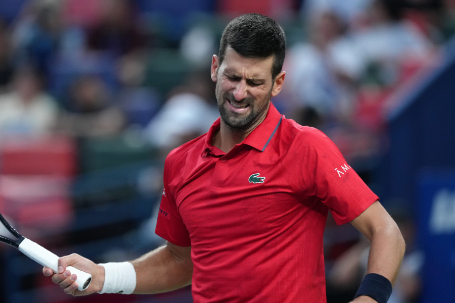 OVO BAŠ NE VALJA: Novak Đoković zabrinuo navijače pred Australijan open - HITNO PREKINUT SRBINOV TRENING!
