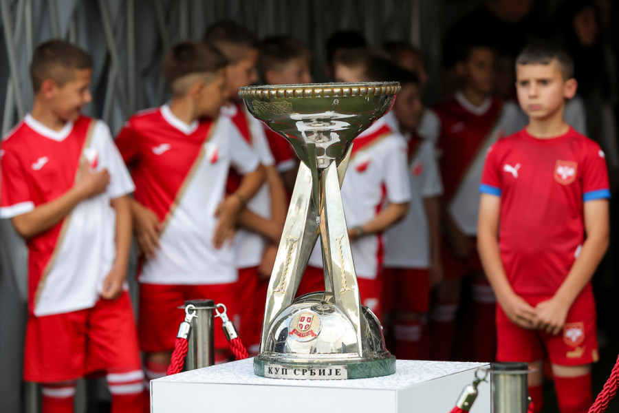 ZVEZDA IMA NEKE DRUGE PRIORITETE: Ne zna se kada će osvajač duple krune krenuti u borbu za trofej!