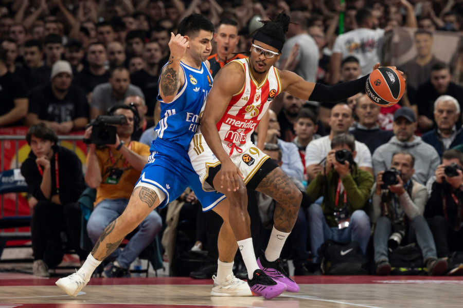 KRALJ JE OSTAO BEZ KRUNE: Snimak iz Arene oduševio planetu - spektakl delija o kojem se pripoveda! (VIDEO)