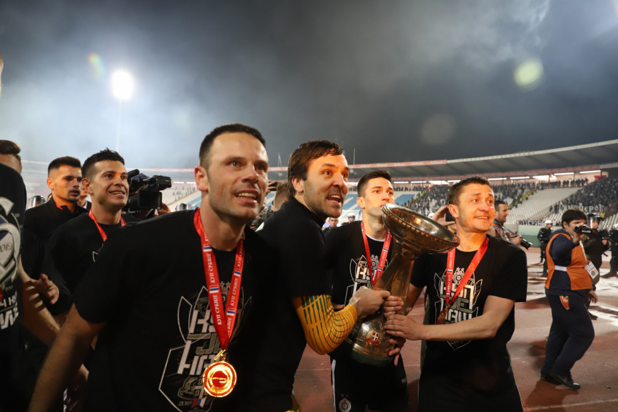 OSTOJIĆ OTKRIO VELIKU TAJNU: Evo kako je Nikola Milenković postao dobar igrač (VIDEO)