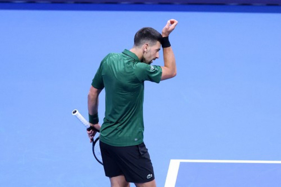 NOVAK U POLUFINALU ATINE! Srbin slomio žilavog protivnika!