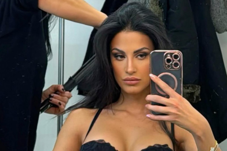 MA KAKAV DERBI: Ona je ukrala šou! Italijanska novinarka u nikada izazovnijem izdanju (FOTO)