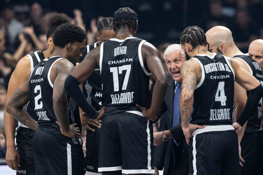 SAMO TROJICA KOŠARKAŠA PARTIZANA SE VRATILA U BEOGRAD: Gde je ostatak tima?