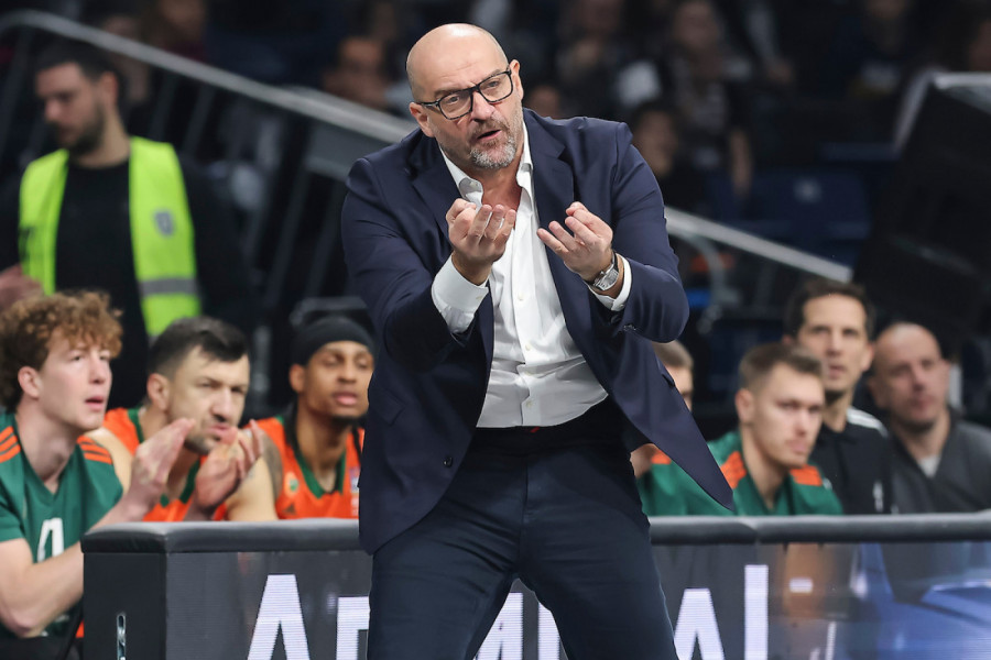 ZVEZDAN MITROVIĆ ZADOVOLJAN IGROM, ALI BESAN NA ABA LIGU: Nemamo dobar tretman! (VIDEO)