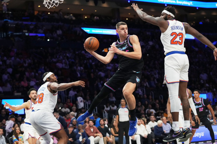 CRNI DANI ZA SRBE U NBA LIGI: Jović i Bogdanović zakucani za klupu