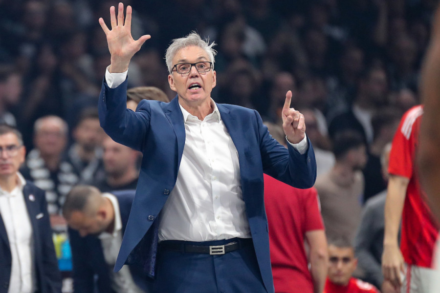 PRVO PA O OBRADOVIĆU: Trener Bajerna poslao snažnu poruku pred Partizan