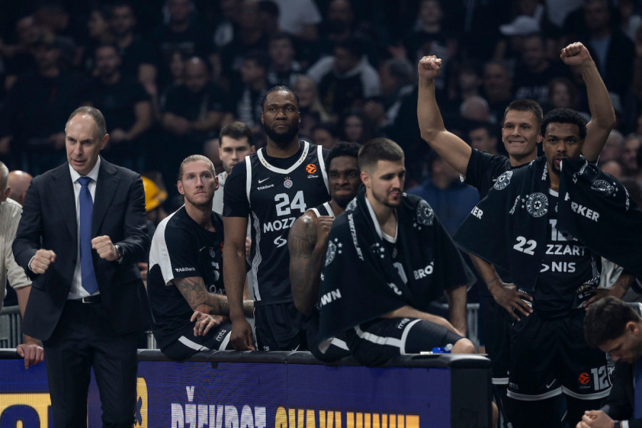 ODMAH PREKINUT MEČ PARTIZANA I KLUŽA! Košarakaši nisu mogli da veruju šta se dešava u dvorani (VIDEO)