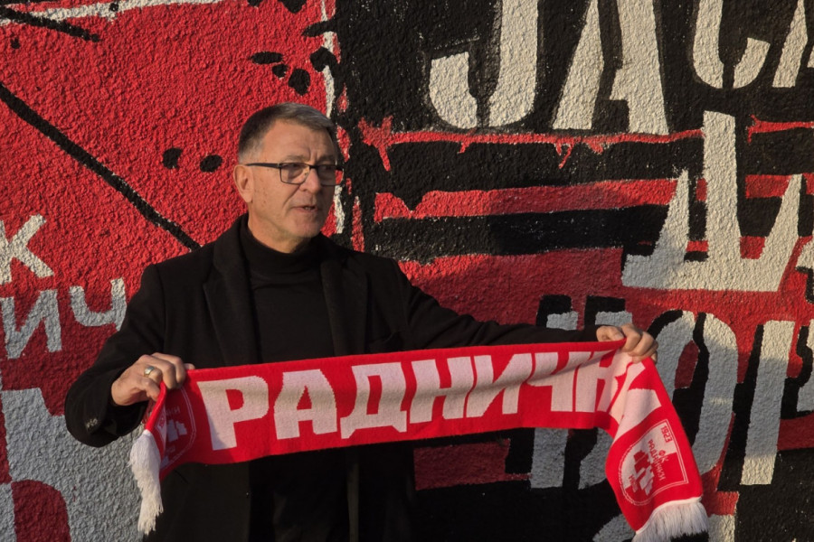 VOLIM DA MOJ TIM DIKTIRA TEMPO: Takis Lemonis PUN SAMOPOUZDANJA pred debi protiv Novog Pazara!