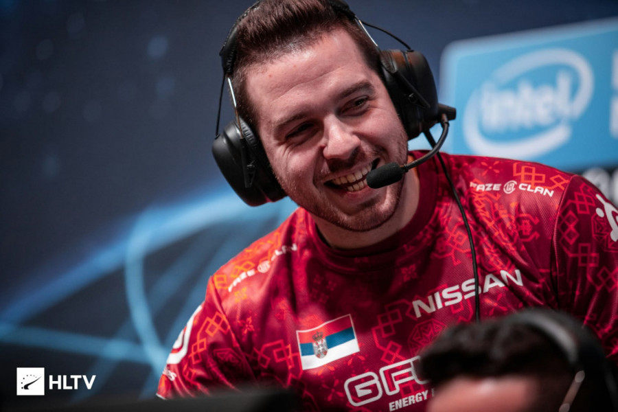 UOČI HTLV AWARD DOGAĐAJA U BEOGRADU Janko „YNk“ Paunović: Srbija može da bude atraktivna destinacija za velike međunarodne Esport turnire