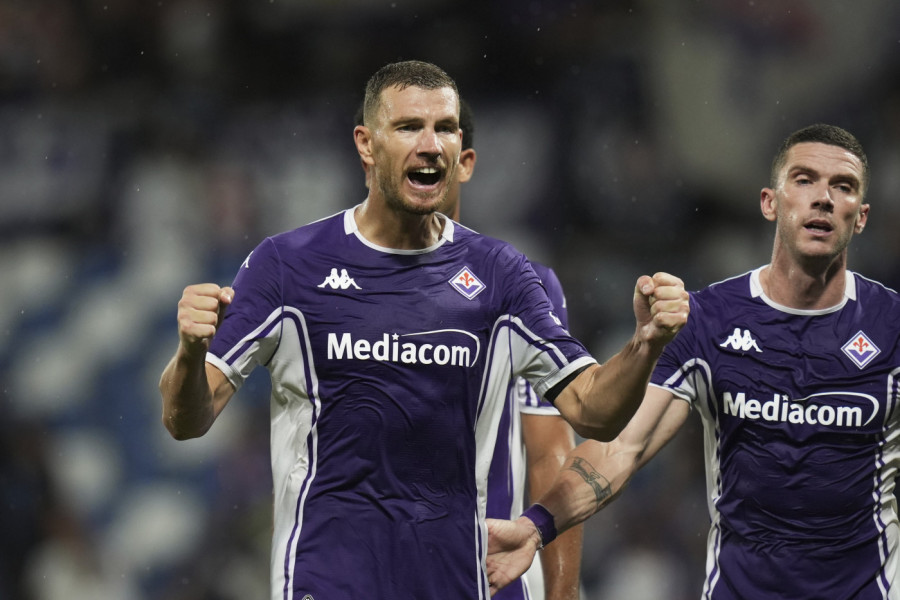 I DALJE IMA LJUBAVI U FUDBALU: Džeko odbio milion evra da bi igrao za klub koji voli!