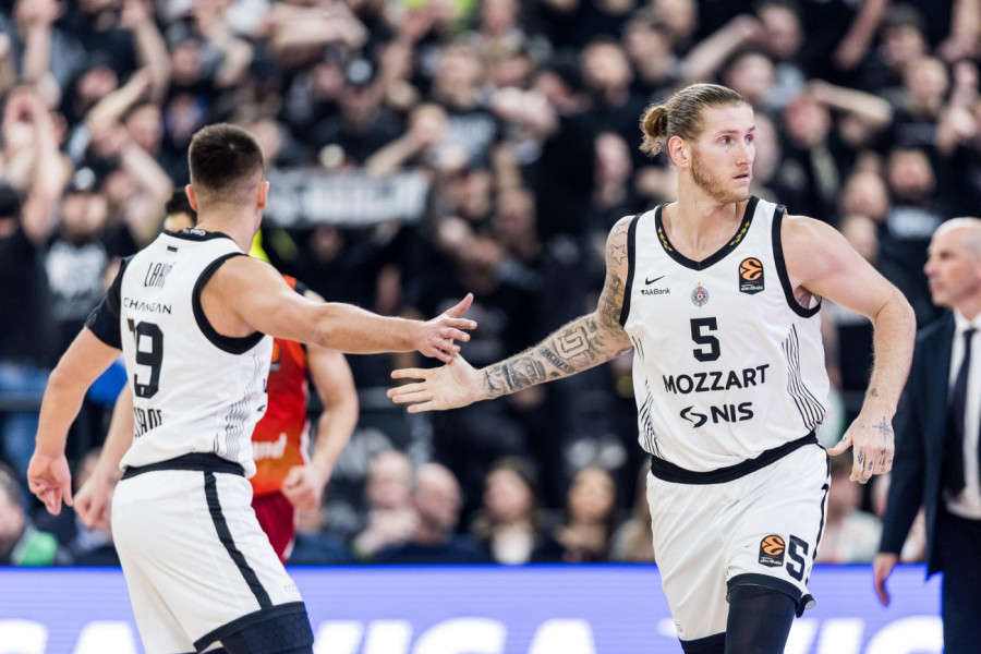 PARTIZAN HRABRO STRADAO: Crno-beli pokazali zube, ali protiv Armanija i sudija to nije bilo dovoljno