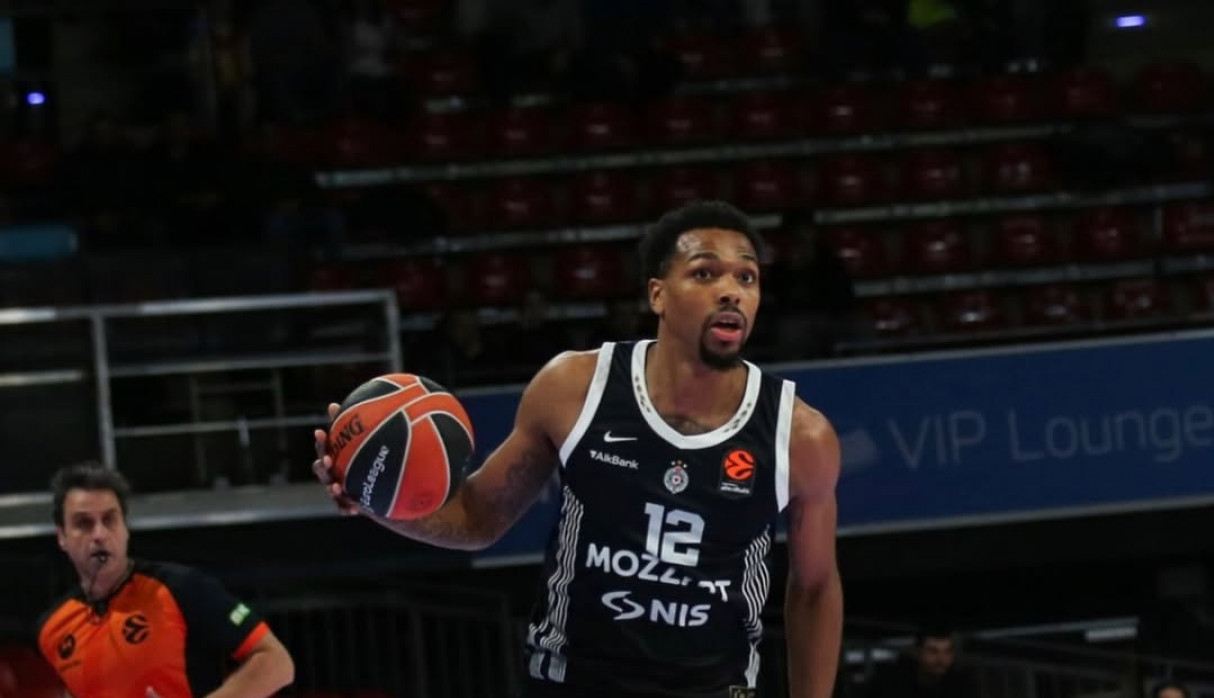 HAOS U MINHENU: Sudija se žestoko ogrešio o Partizan - pogledajte kakvu odluku je doneo! (VIDEO)