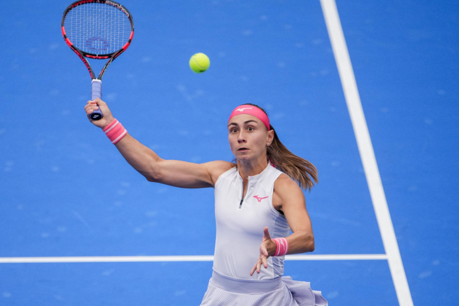 PRED POLUFINALE AO: Aleksandra Krunić izašla na teren i šokirala prisutne! Evo šta se krije iza poteza srpske teniserke  (FOTO)