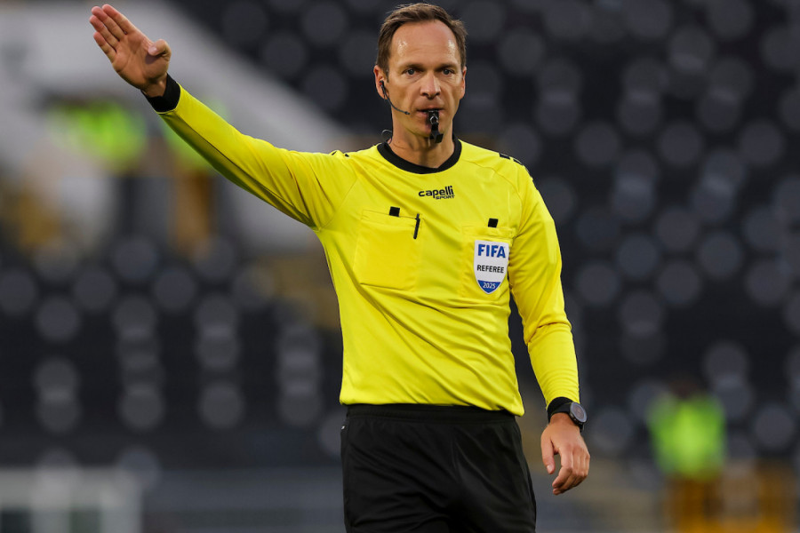 BRAVO, SRBI: Dva naša arbitra dobila UEFA mečeve nokaut faze!