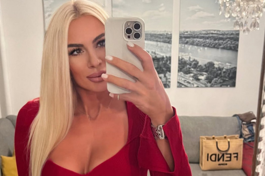 GODINE JOJ NE MOGU NIŠTA: Prelepa Srpkinja ni u petoj deceniji ne pomišlja na kraj! (FOTO)